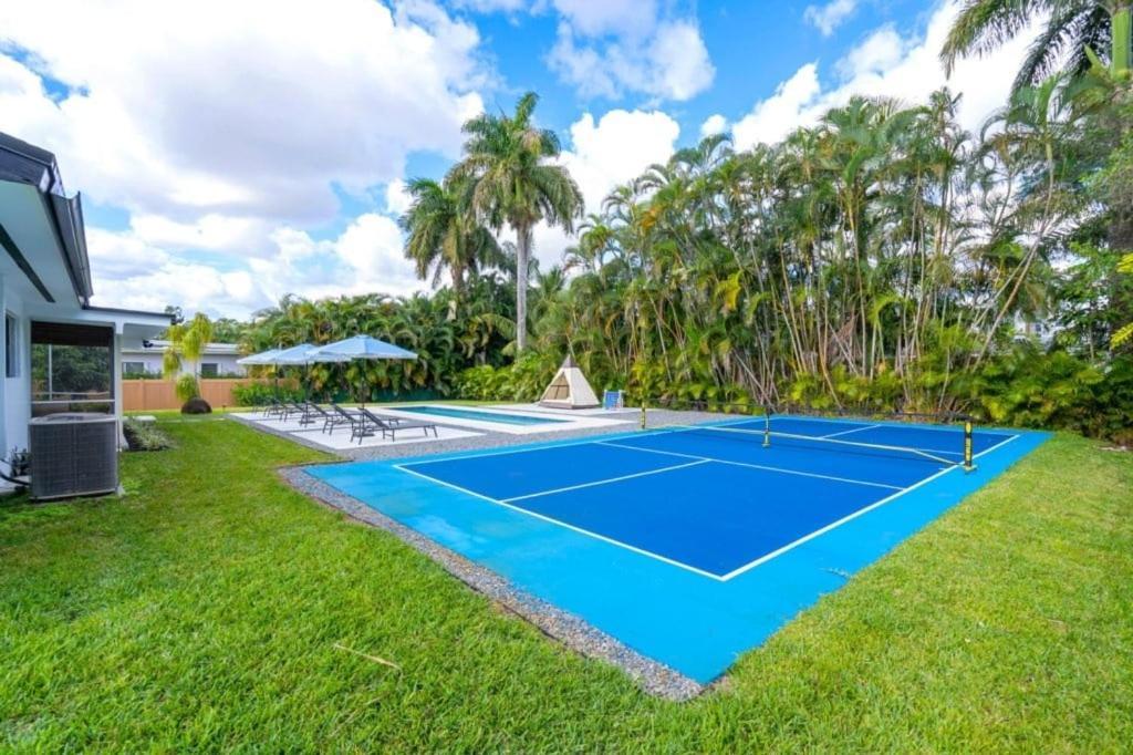 4br Biscayne River Home- Pool & Pickleball Fun * Miami
